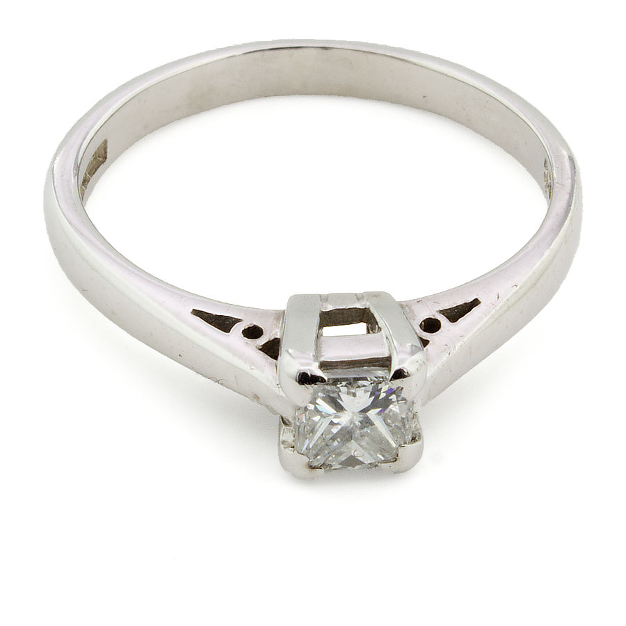 18ct White Gold Diamond 33pts Solitaire Ring Size K